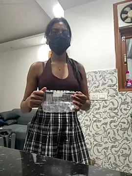 sexyayeshadesi online show from June 4, 2026, 5:50 pm