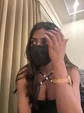 sexyayeshadesi online show from May 2, 2026, 6:13 pm