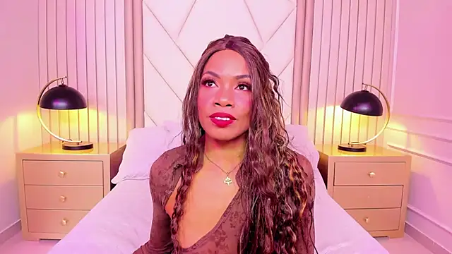 Snapshot of LailaDavidson chatting on June 15, 2026, 12:16 pm LailaDavidson online show from June 15, 2026, 12:16 pm