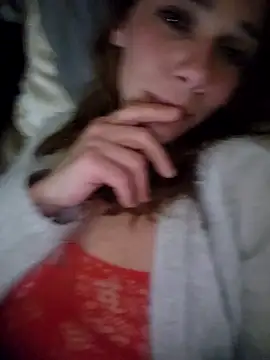 Snapshot of Mimakario chatting on November 18, 2025, 10:02 pm Mimakario online show from November 18, 2025, 10:02 pm