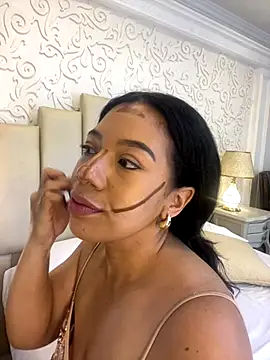 Snapshot of IvannaClaire chatting on December 15, 2025, 2:12 pm IvannaClaire online show from December 15, 2025, 2:12 pm