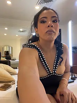 Snapshot of IvannaClaire chatting on December 5, 2025, 12:37 pm IvannaClaire online show from December 5, 2025, 12:37 pm