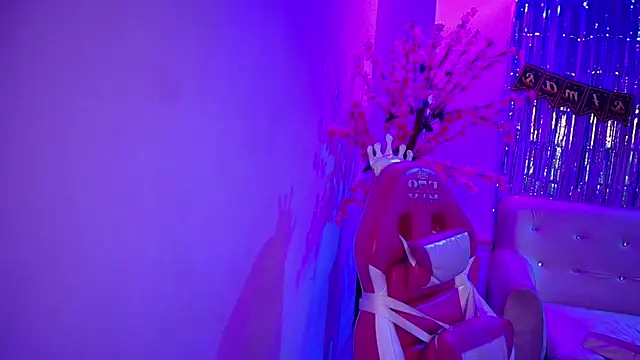 Snapshot of Lucy_saki chatting on December 16, 2025, 11:14 am Lucy saki online show from December 16, 2025, 11:14 am