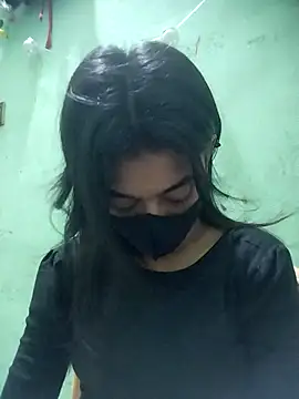 Snapshot of Disha_Nur0 chatting on April 8, 2026, 10:00 pm Disha Nur0 online show from April 8, 2026, 10:00 pm