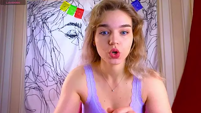  EricaWinterr  online show from December 19, 2025, 4:49 am