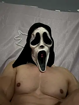 Snapshot of Luna_MaskedMan chatting on November 15, 2025, 5:55 am Luna MaskedMan online show from November 15, 2025, 5:55 am