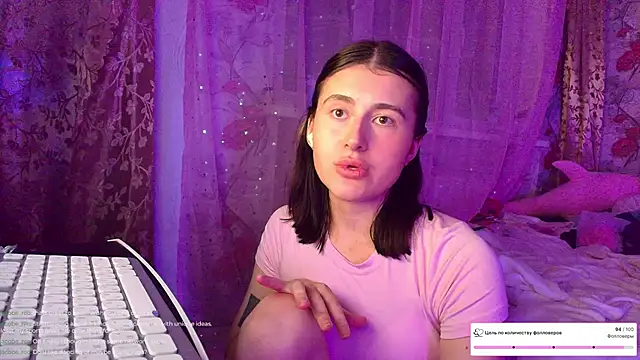 KristinaScott online show from January 5, 2026, 6:22 pm