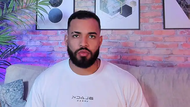 Chris Varden online show from December 18, 2025, 6:34 pm