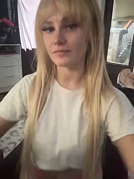 Snapshot of sofrancy chatting on March 11, 2026, 6:57 pm sofrancy online show from March 11, 2026, 6:57 pm