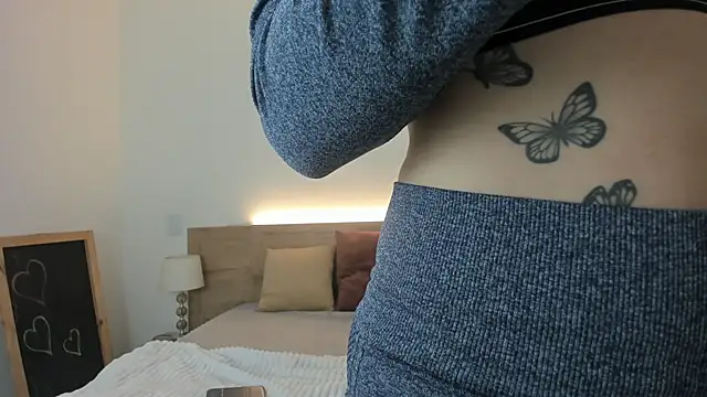 Emily Frostt online show from February 10, 2026, 7:35 pm