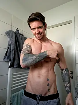 Mystery Mark online show from March 7, 2026, 1:38 pm