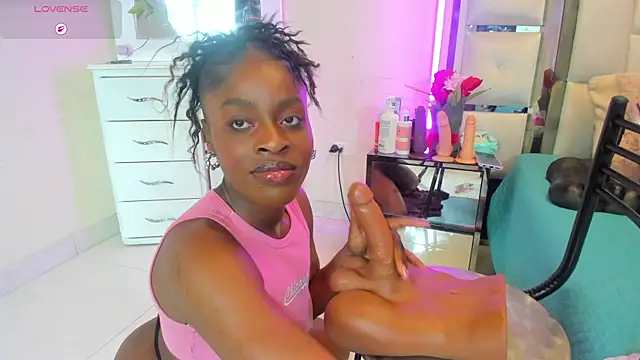 Snapshot of anisha_zambrano chatting on June 4, 2026, 1:16 pm anisha zambrano online show from June 4, 2026, 1:16 pm