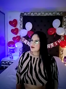 AlinaMilf online show from February 10, 2026, 10:09 pm