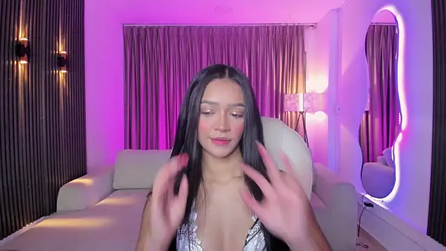 Snapshot of kylie_collins chatting on May 2, 2026, 3:23 am kylie collins online show from May 2, 2026, 3:23 am