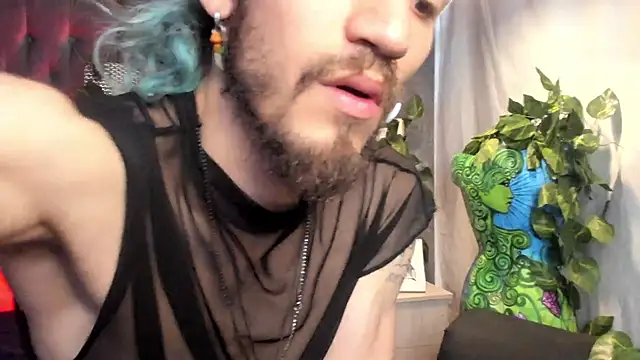 Snapshot of AngelDamianArt chatting on November 19, 2025, 8:53 pm AngelDamianArt online show from November 19, 2025, 8:53 pm