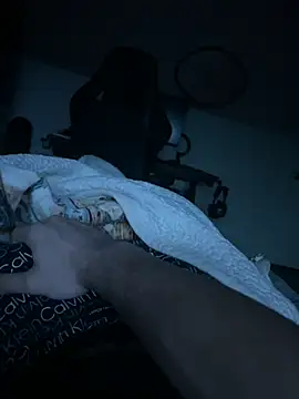 daddyshomeee  online show from February 8, 2026, 7:06 am