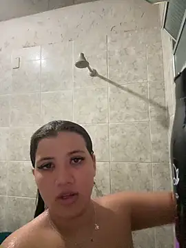 Larissa xxe online show from December 23, 2025, 1:27 am