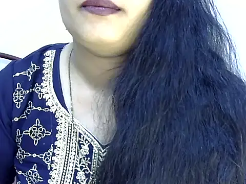 Muskan Jha online show from April 22, 2026, 1:01 am
