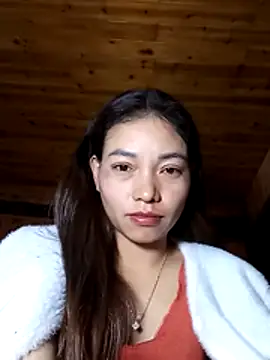  Su-Su  online show from December 5, 2025, 8:39 pm