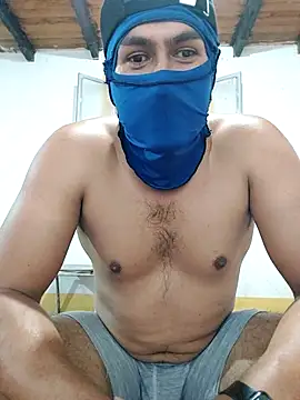 Agropecuariosexi online show from December 15, 2025, 9:42 pm