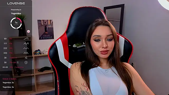 Emilia mala online show from November 21, 2025, 7:24 pm