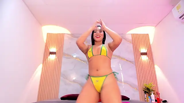 Snapshot of Debora_blaze chatting on January 11, 2026, 12:12 pm Debora blaze online show from January 11, 2026, 12:12 pm