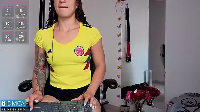 Snapshot of scarlett_fire5 chatting on June 27, 2026, 5:19 pm scarlett fire5 online show from June 27, 2026, 5:19 pm