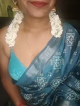 Snapshot of Premalatha_28 chatting on July 6, 2026, 5:15 pm Premalatha 28 online show from July 6, 2026, 5:15 pm