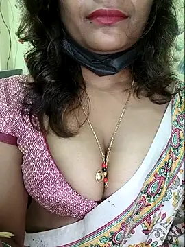 Snapshot of Premalatha_28 chatting on August 1, 2026, 5:27 am Premalatha 28 online show from August 1, 2026, 5:27 am