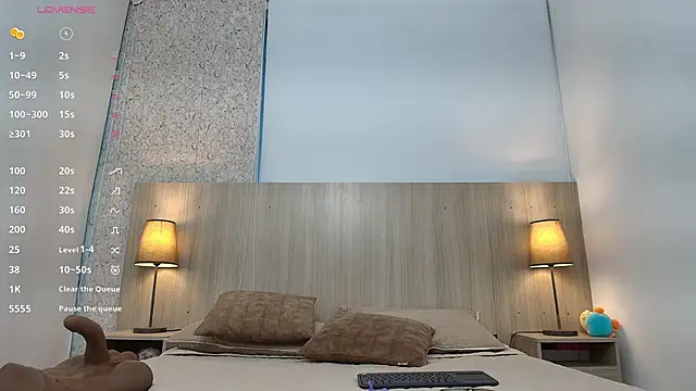 mature eva1 online show from February 16, 2026, 11:20 am