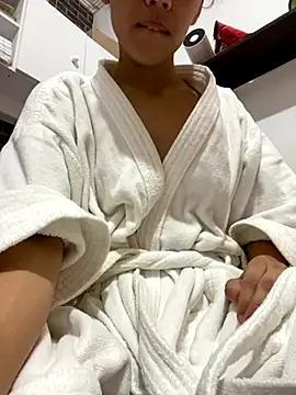 brunalameo online show from November 28, 2025, 4:40 pm