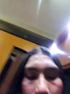 Snapshot of skinnyrox chatting on February 7, 2026, 3:36 am skinnyrox online show from February 7, 2026, 3:36 am