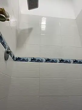 Boyfriend-Hot online show from November 28, 2025, 9:04 pm