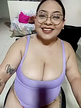 Snapshot of Anna_Lucia88 chatting on March 2, 2026, 1:50 am Anna Lucia88 online show from March 2, 2026, 1:50 am