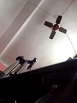 Heaven-2- online show from November 30, 2025, 4:13 am