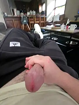 Cheekoy06 online show from November 16, 2025, 12:10 pm