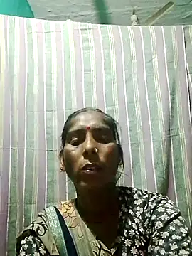 Snapshot of Xx_savita chatting on February 25, 2026, 7:25 pm Xx savita online show from February 25, 2026, 7:25 pm