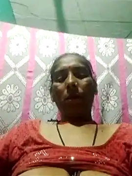 Snapshot of Xx_savita chatting on March 12, 2026, 8:35 pm Xx savita online show from March 12, 2026, 8:35 pm