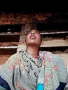 Snapshot of Xx_savita chatting on February 21, 2026, 3:52 am Xx savita online show from February 21, 2026, 3:52 am