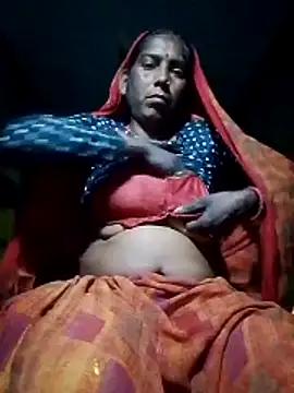 Snapshot of Xx_savita chatting on February 11, 2026, 12:32 am Xx savita online show from February 11, 2026, 12:32 am