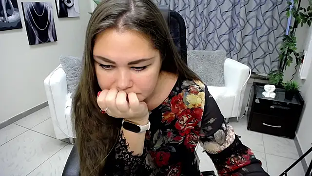 Susanna S online show from November 20, 2025, 10:16 am