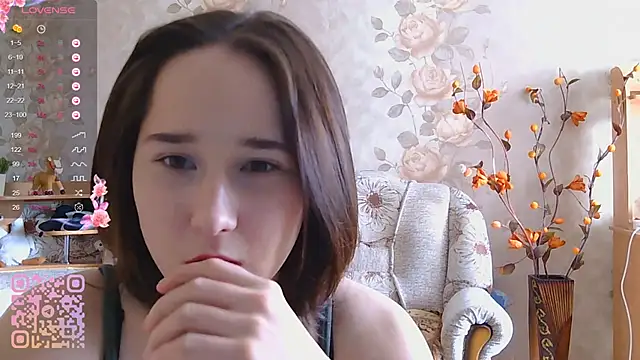 Snapshot of TianaMeiser chatting on April 11, 2026, 11:03 am TianaMeiser online show from April 11, 2026, 11:03 am