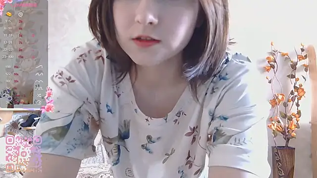 Snapshot of TianaMeiser chatting on April 2, 2026, 11:17 am TianaMeiser online show from April 2, 2026, 11:17 am