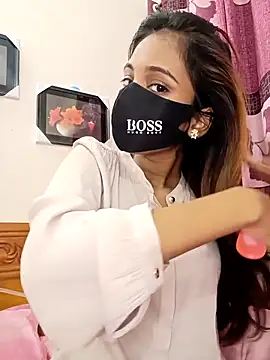Sexy-Jara1 online show from May 5, 2026, 6:00 pm