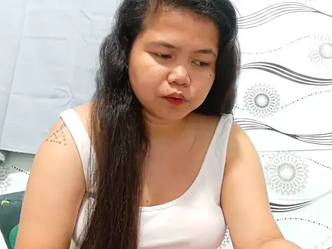 Snapshot of Sweetbigtits_69 chatting on May 10, 2026, 5:15 pm Sweetbigtits 69 online show from May 10, 2026, 5:15 pm
