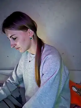 carolinakis  online show from March 16, 2026, 8:55 pm