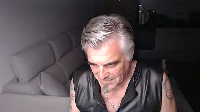Snapshot of Buidapest chatting on May 22, 2026, 12:30 am Buidapest online show from May 22, 2026, 12:30 am