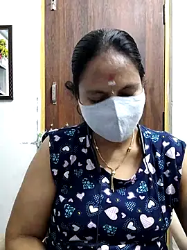 Queen-Neha online show from May 4, 2026, 1:47 pm