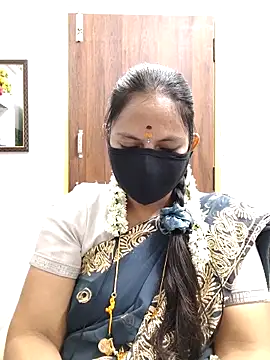 Queen-Neha online show from May 8, 2026, 2:32 pm