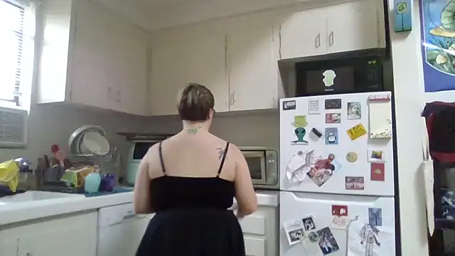 queerlyjaz online show from November 27, 2025, 8:20 pm